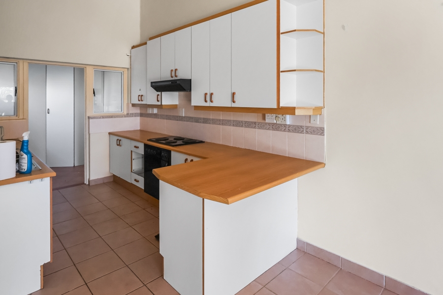 To Let 4 Bedroom Property for Rent in Gonubie Eastern Cape